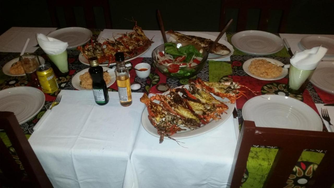 Lobster Chalets Villa Tofo Exterior photo