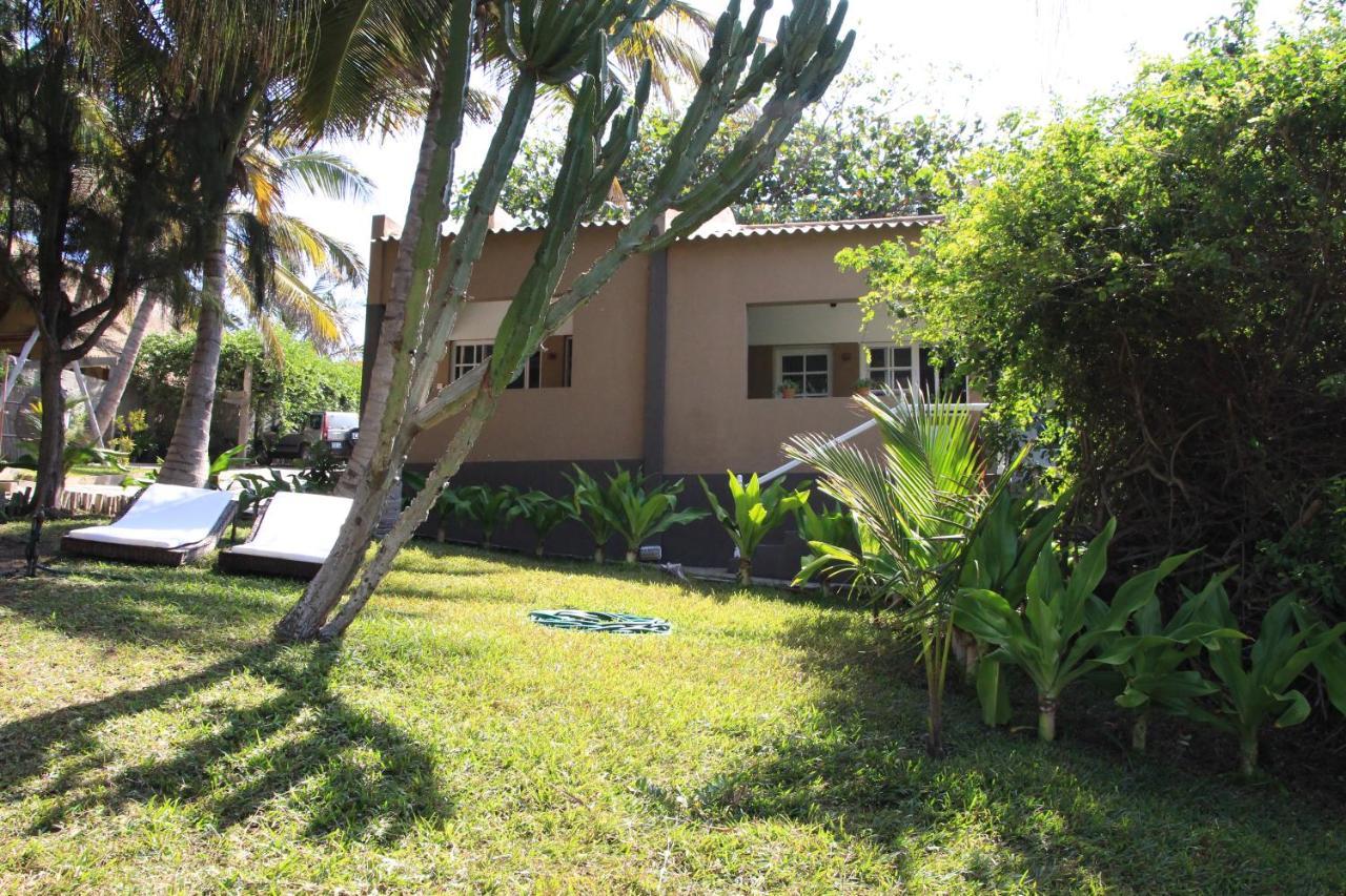 Lobster Chalets Villa Tofo Exterior photo